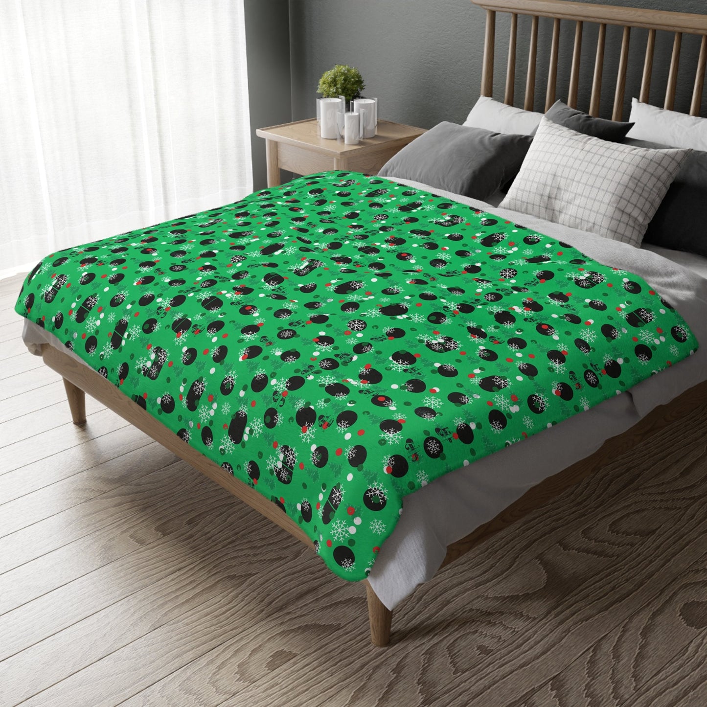 Christmas Holiday, Let It Snow Throw, Velveteen Minky Gift Blanket (Two-sided print)